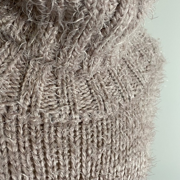 Lush Women's Chunky Soft Mauve Oversized Cowl Turtleneck Knit Sweater. Sz L - Picture 8 of 16